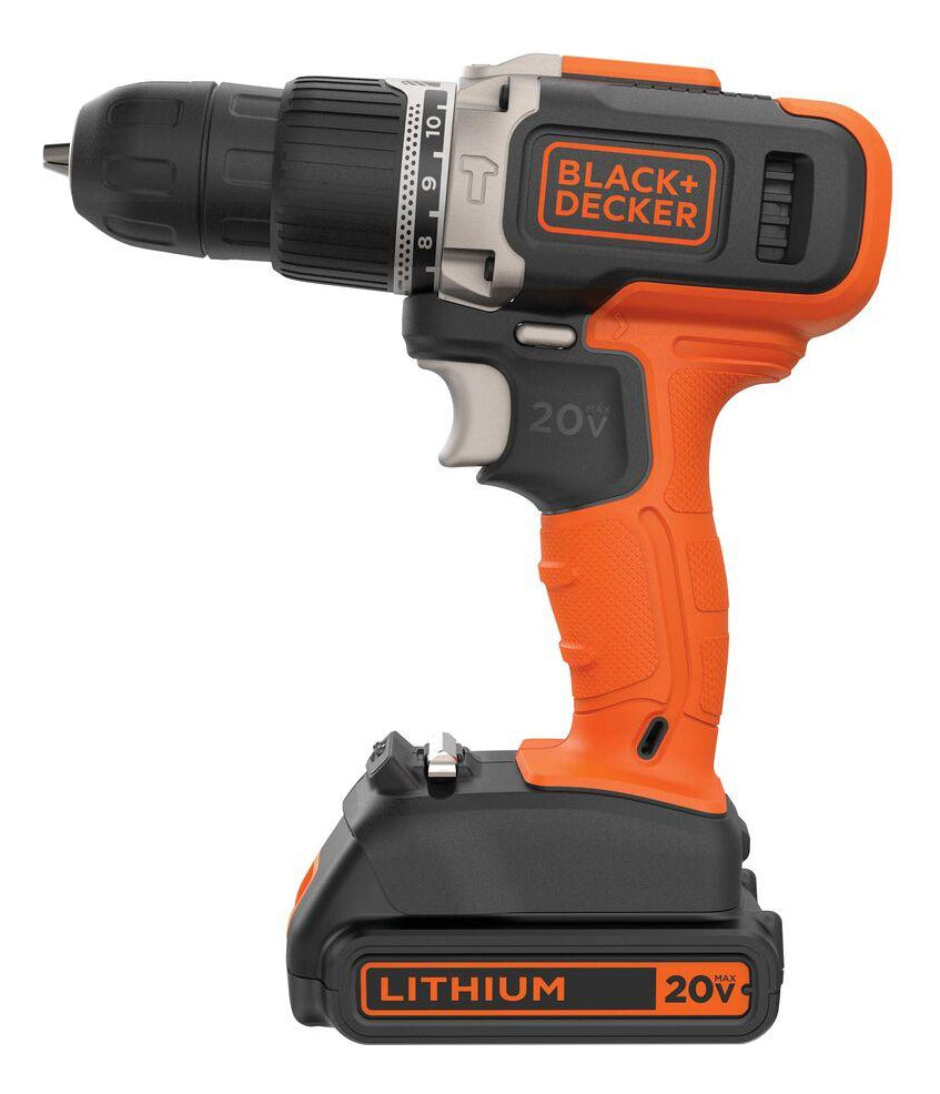 Furadeira e Parafusadeira 10mm Completa ‎BCD704C